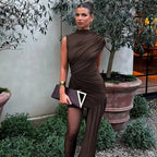 Vestido de Festa Curto Drapeado Cauda Lateral Elegante