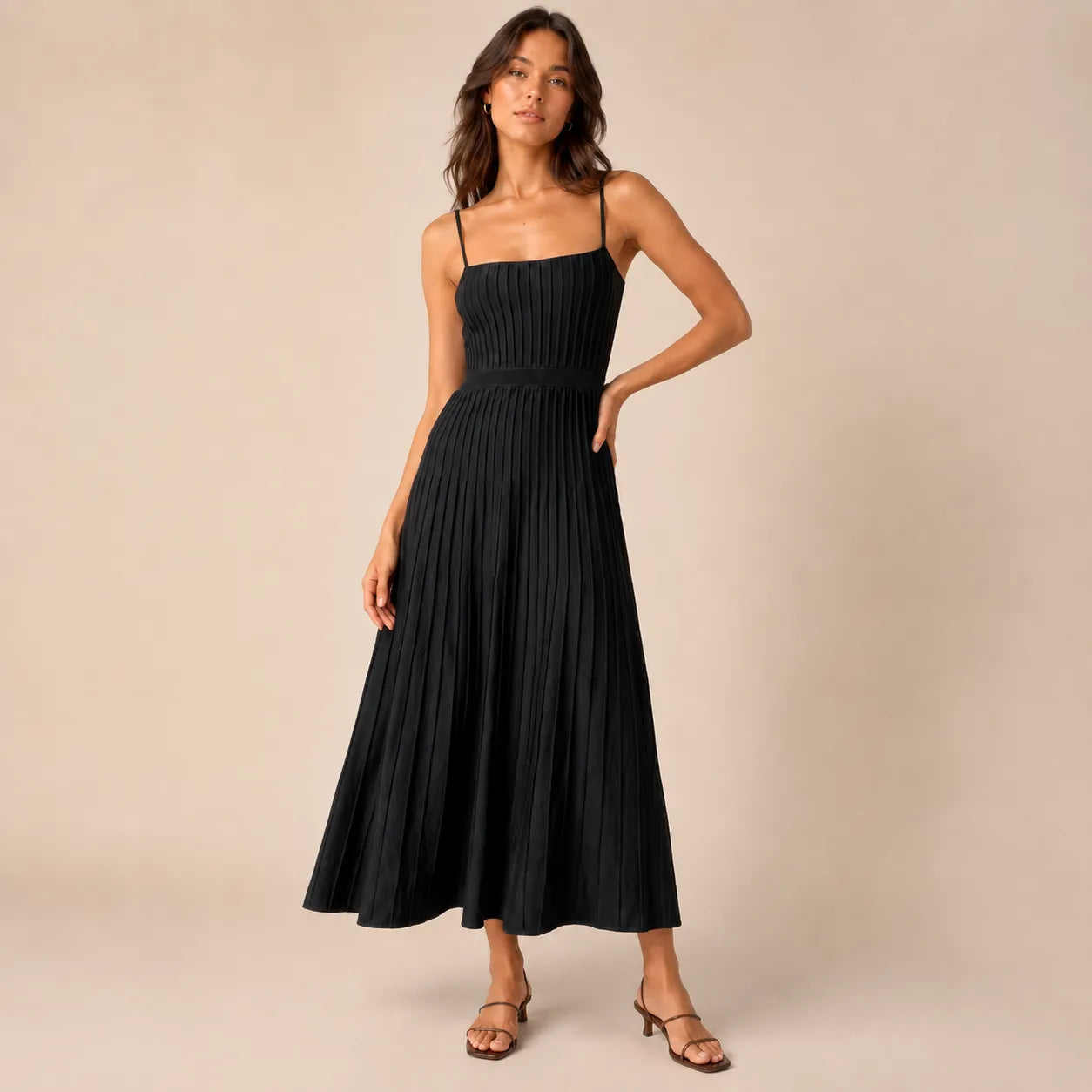 Vestido Feminino Midi Plissado Alça Fina