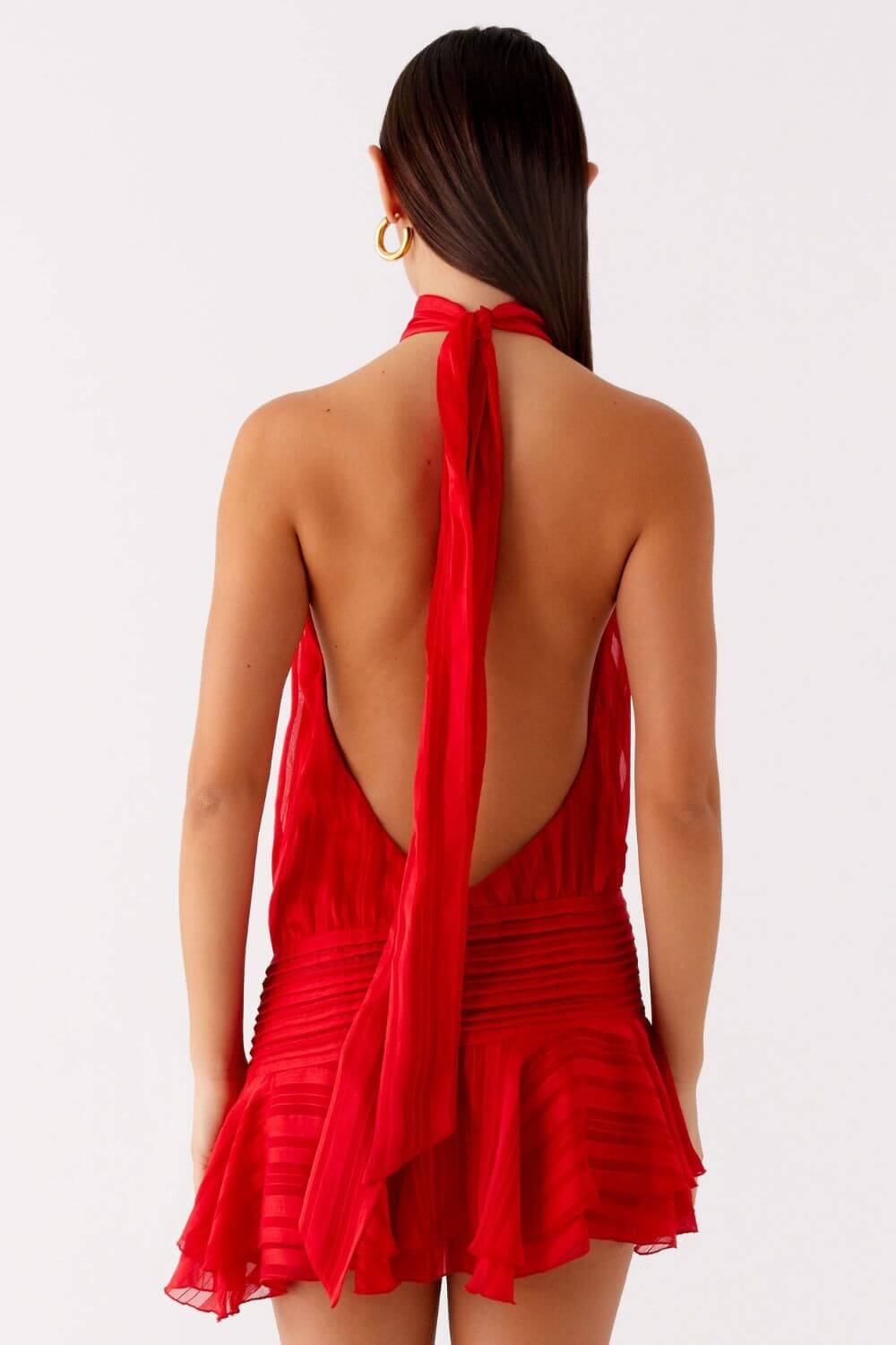 Vestido Feminino Curto Acetinado Gola Alta – Amalfi